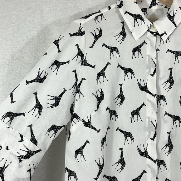 Chicos Giraffe Novelty Print Flare Sleeve Button Up Blouse Top Womens Size S - Picture 3 of 12